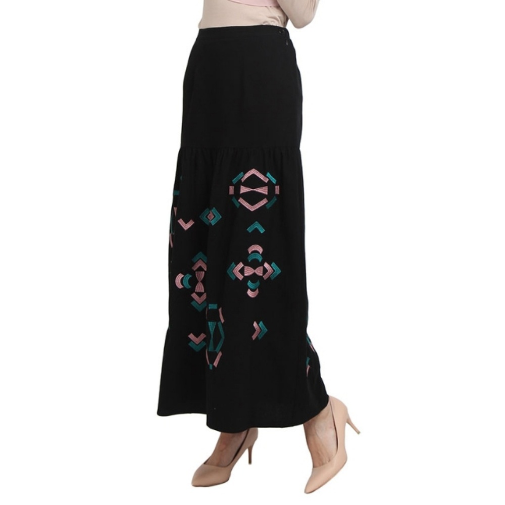 Black maxi skirt